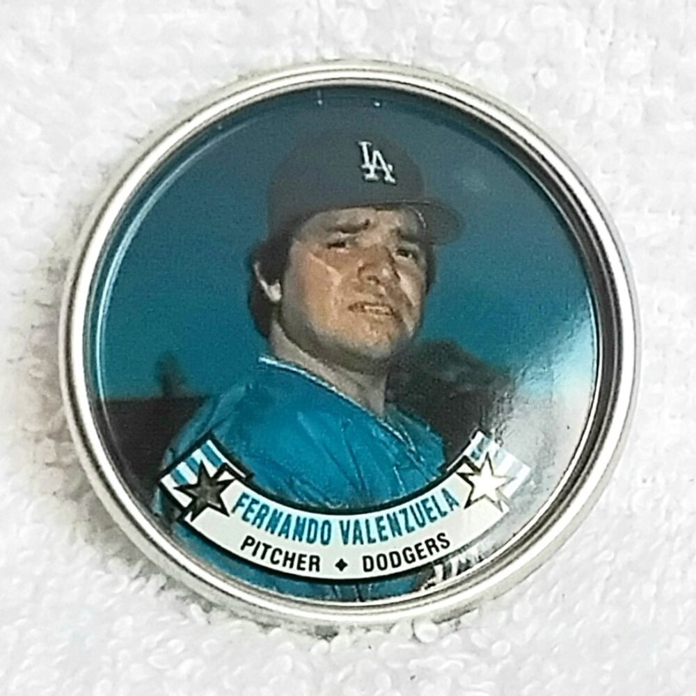 3/$20 Vintage & Mint 1988 Topps MLB Fernando Valenzuela 1/2" Metal Coin 58/60!!